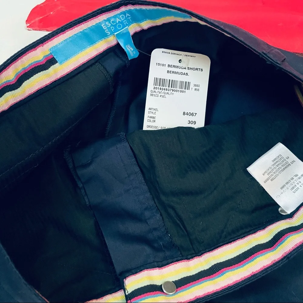 ESCADA SHORTS BERMUDA BLUE SIZE 32